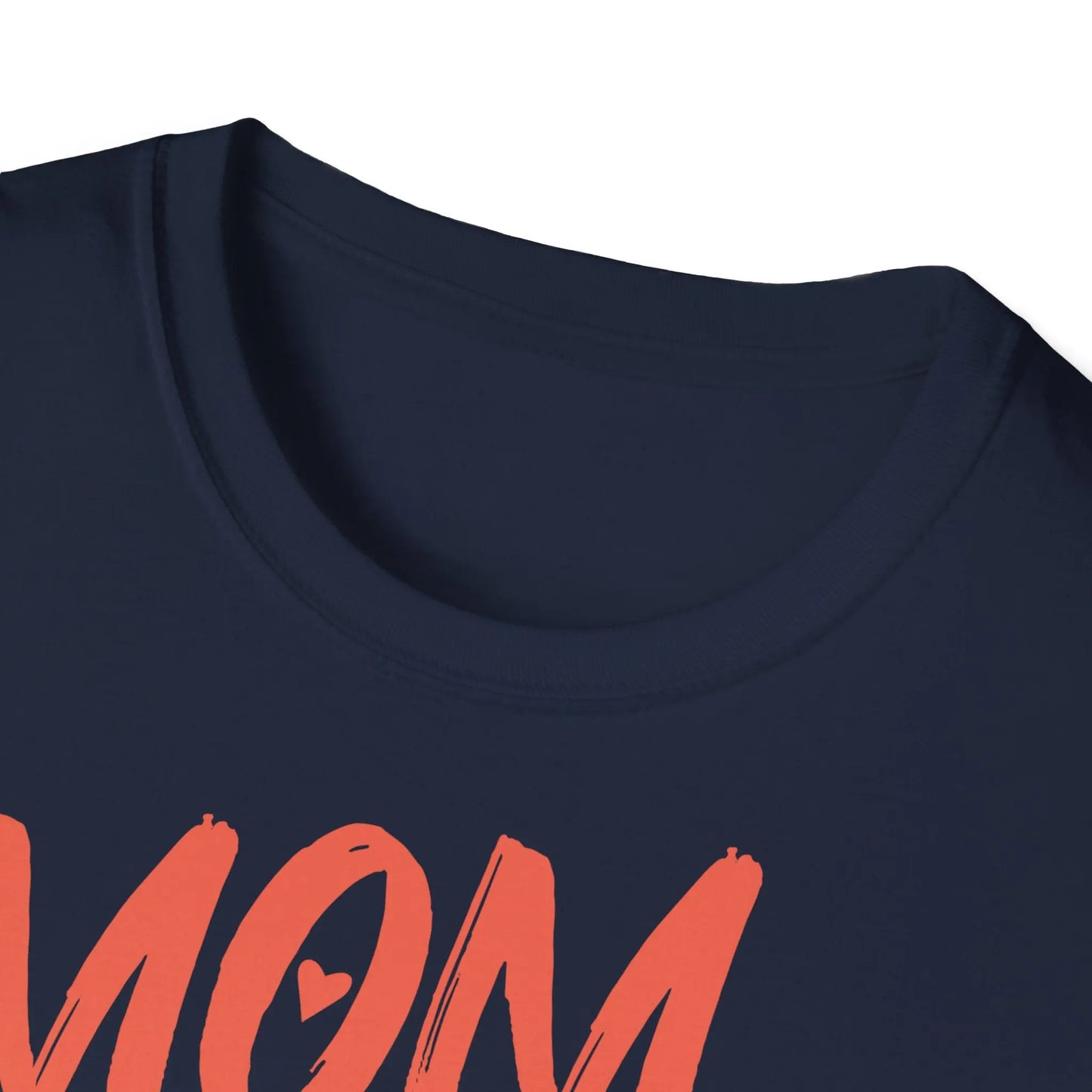 Mom of Girls Unisex Softstyle T-Shirt - Perfect Gift for Mother's Day - So ist Leben