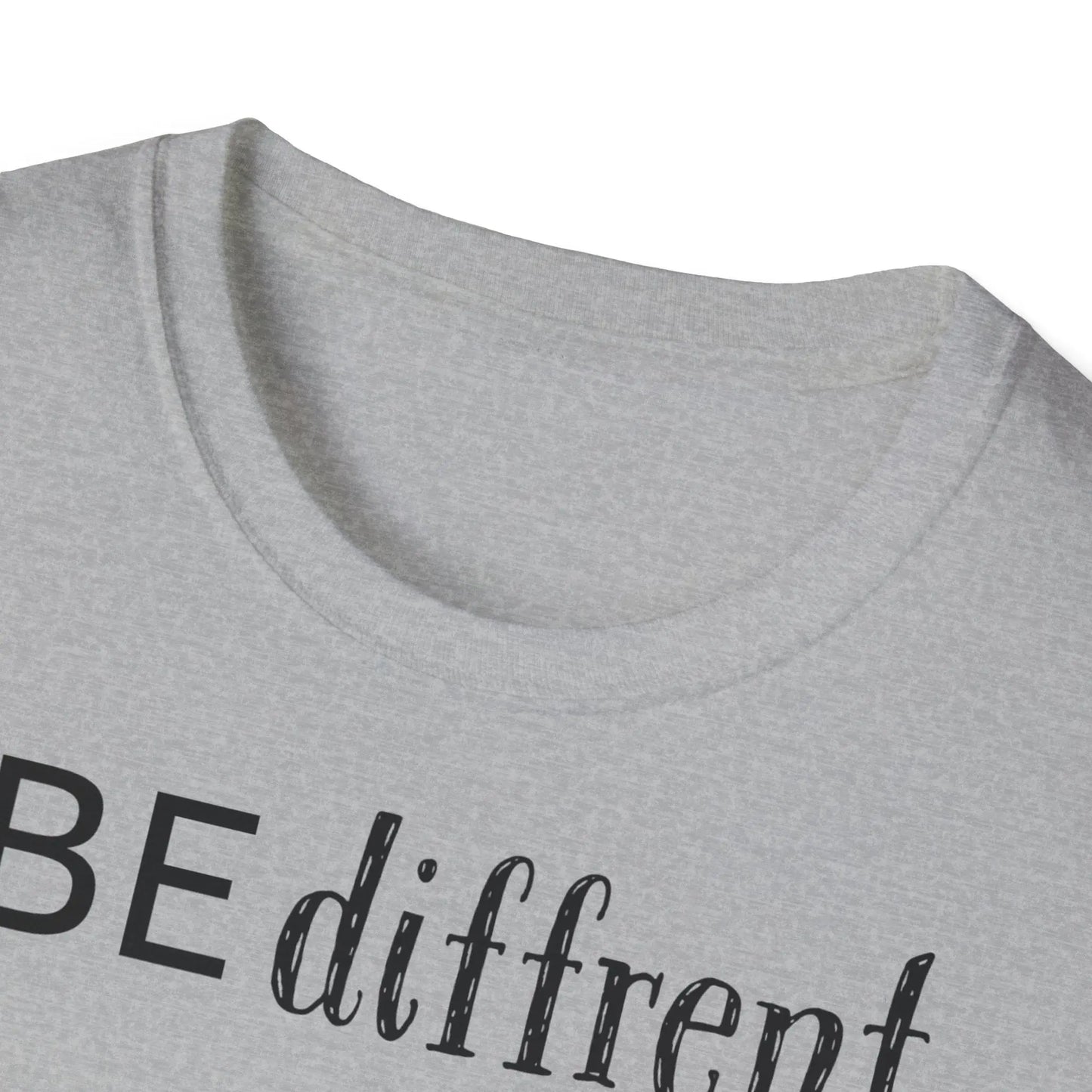 Unisex Softstyle T-Shirt - Be Different Owls - So ist Leben