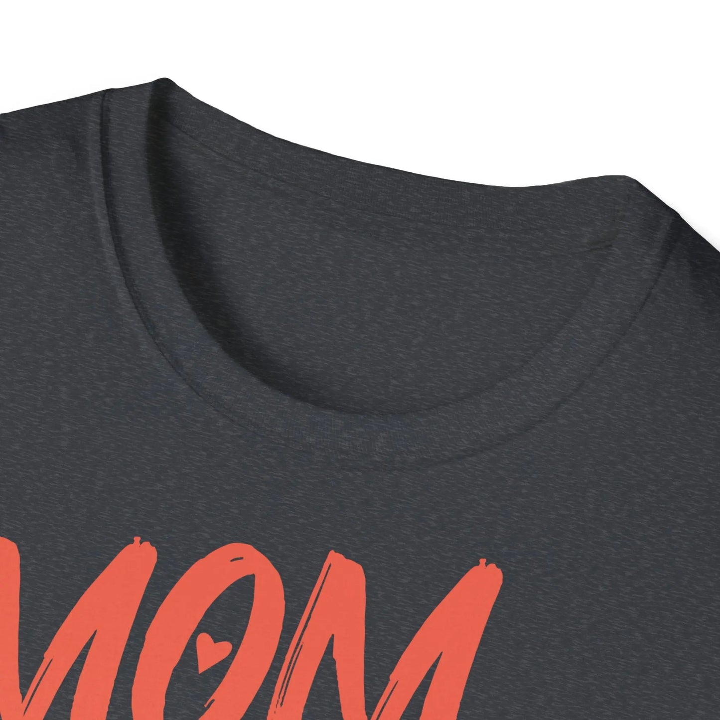Mom of Girls Unisex Softstyle T-Shirt - Perfect Gift for Mother's Day - So ist Leben