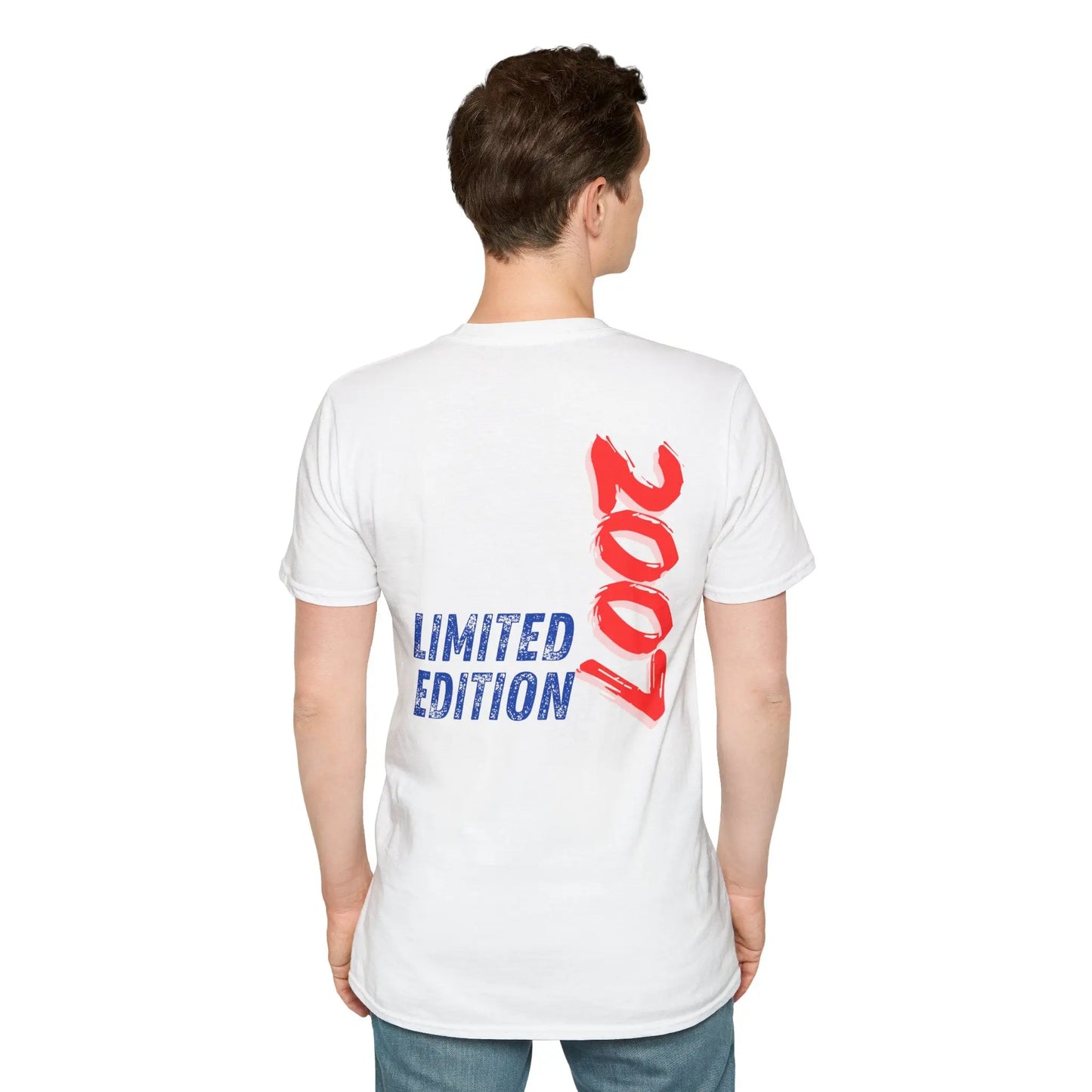 Limited Edition 2007 Unisex Softstyle T-Shirt | Retro Vibe Tee for Nostalgic Moments - So ist Leben