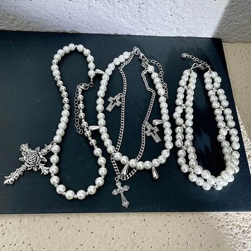 Goth Fashion Rose Cross Imitation Pearl Beadd Pendant Necklace for Women Cool Charm Aesthetic Accessories Vintage Luxury Jewelry - So ist Leben