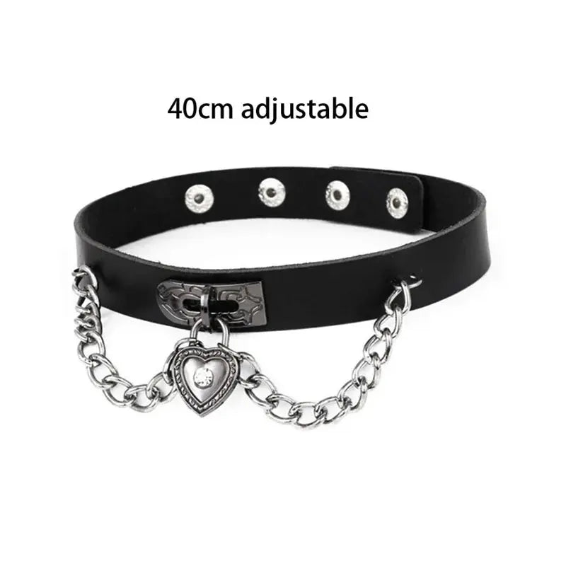 Gothic Heart Lock Choker – Punk Rivet Necklace with Key | Cosplay, Bondage-Inspired Jewelry for Women - So ist Leben