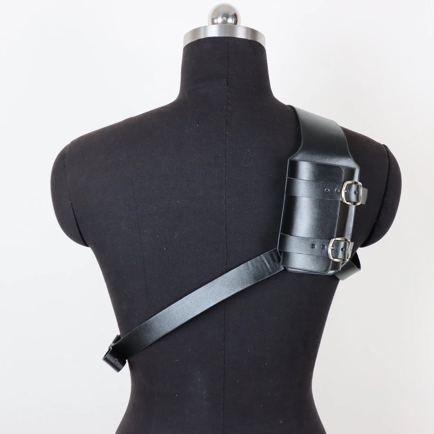 1/3 Stück Herren-Renaissance-Kostüm, mittelalterlicher Ritter, Halloween, mittelalterlicher Pirat, Wikinger, Leder, Taillengürtel, Armschiene, Rückseite, Schwert, Frosch So ist Leben