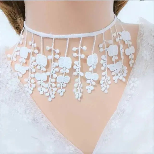 Anhänger weiße Spitzenkragen-Halskette für Frauen und Mädchen, dunkler Loli-Stil, Halloween-Schmuck - So ist Leben