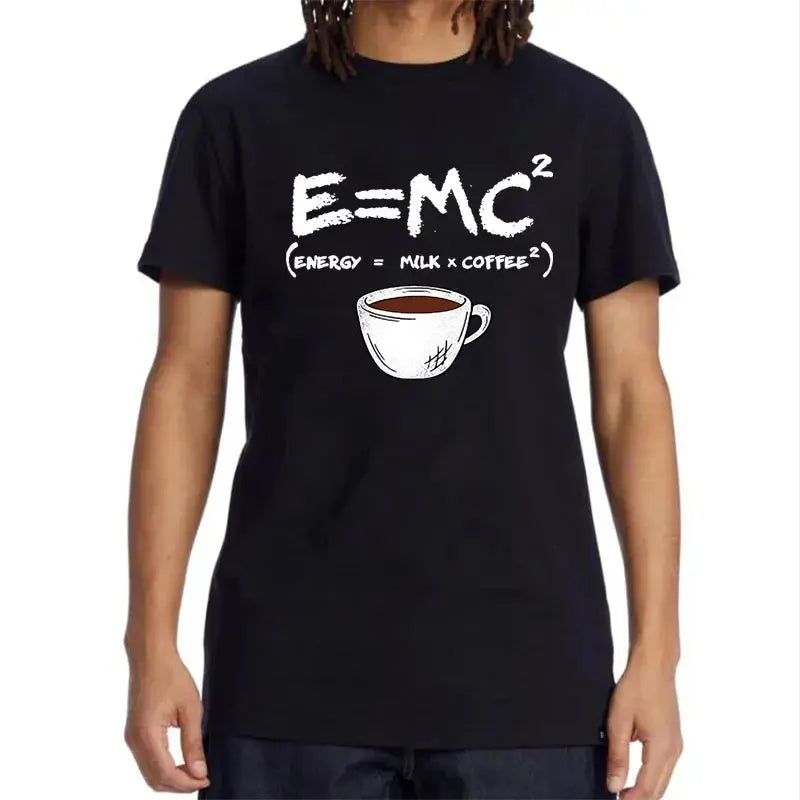 Lässiges, lustiges T-Shirt aus Baumwolle mit „Energy=Milch+Kaffee“-Aufdruck - So ist Leben