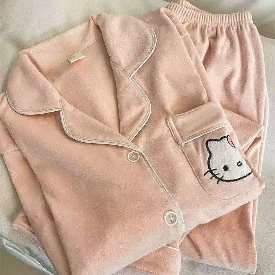Hello‑Kitty Homewear Set aus weichem Flanell - So ist Leben