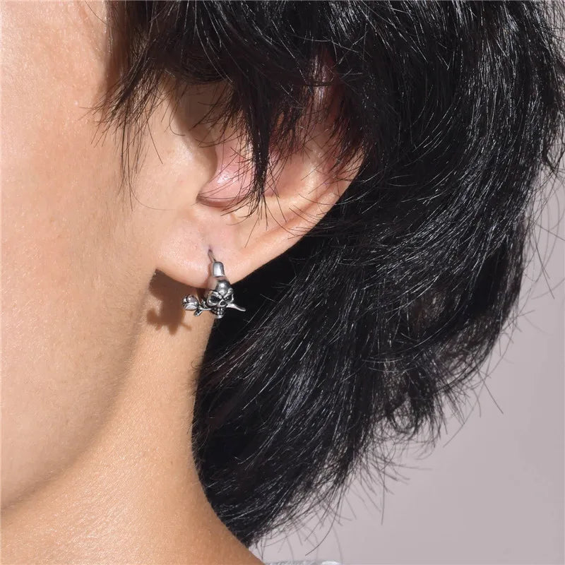 Gothic Schädel Skeleton Huggie Hoop Ohrringe für Männer Punk Rock Silber Farbe Edelstahl Cocktail Party Halloween Schmuck Geschenke So ist Leben