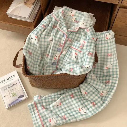 Hallo Kitty Mädchen Winter Pyjamas Hosen Sets Sanrio Flanell Homewear 2Pcs Kawaii Anime frauen Korallen Fleece Hause Kleidung warme Anzug