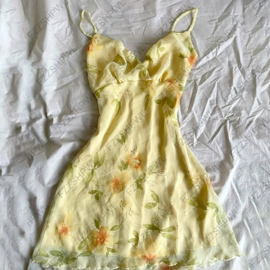 Klassisches Y2K-Kleid Ästhetik Grafikdruck Hip Hop Lässiger A-Linien-Rock Punk Einzigartiger Hosenträgerrock Rock Goth Streetwear Retro-Kleid So ist Leben