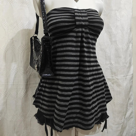 Y2K Punk Crop Top für kreative Frauen - So ist Leben
