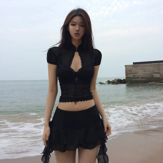 Tonngirls Y2k Fairycore Zweiteiliges Set für Frauen, ausgehöhltes Spitzen-Mesh-Shirt + unregelmäßige Mini-Shirts, Vintage-Rock-Sets, japanisch So ist Leben