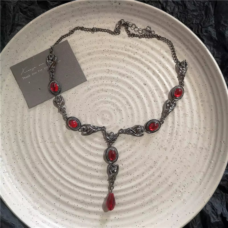 Gothic Kreuz Herz Halskette im modernen Stil So ist Leben