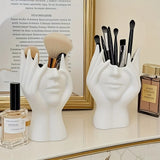 Der Make-up-Organizer ist leicht, tragbar und perfekt für den Einsatz im Schreibtisch und im Badezimmer, zur Aufbewahrung von Pinseln und Kosmetika So ist Leben