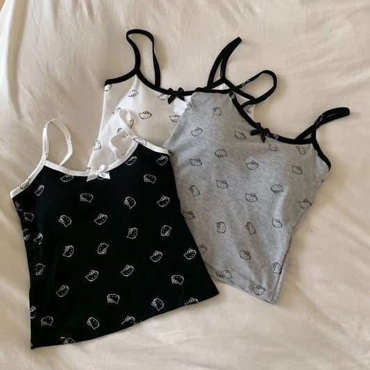 Hello‑Kitty Camis Top im modernen Sanrio Design - So ist Leben