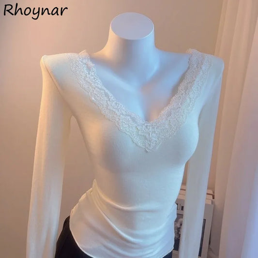 Weiße Spitze T-Shirts Frauen Basic gespleißt zarte sexy Damen Französisch Stil ästhetische Langarm schlanke sanfte Winter Innen oberteile - So ist Leben