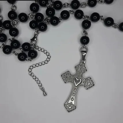 Original Dark Persönlichkeit Mode Kreuz Imitation Perle Halskette Hip Hop Punk Anhänger Pullover Kette Schmuck Zubehör So ist Leben