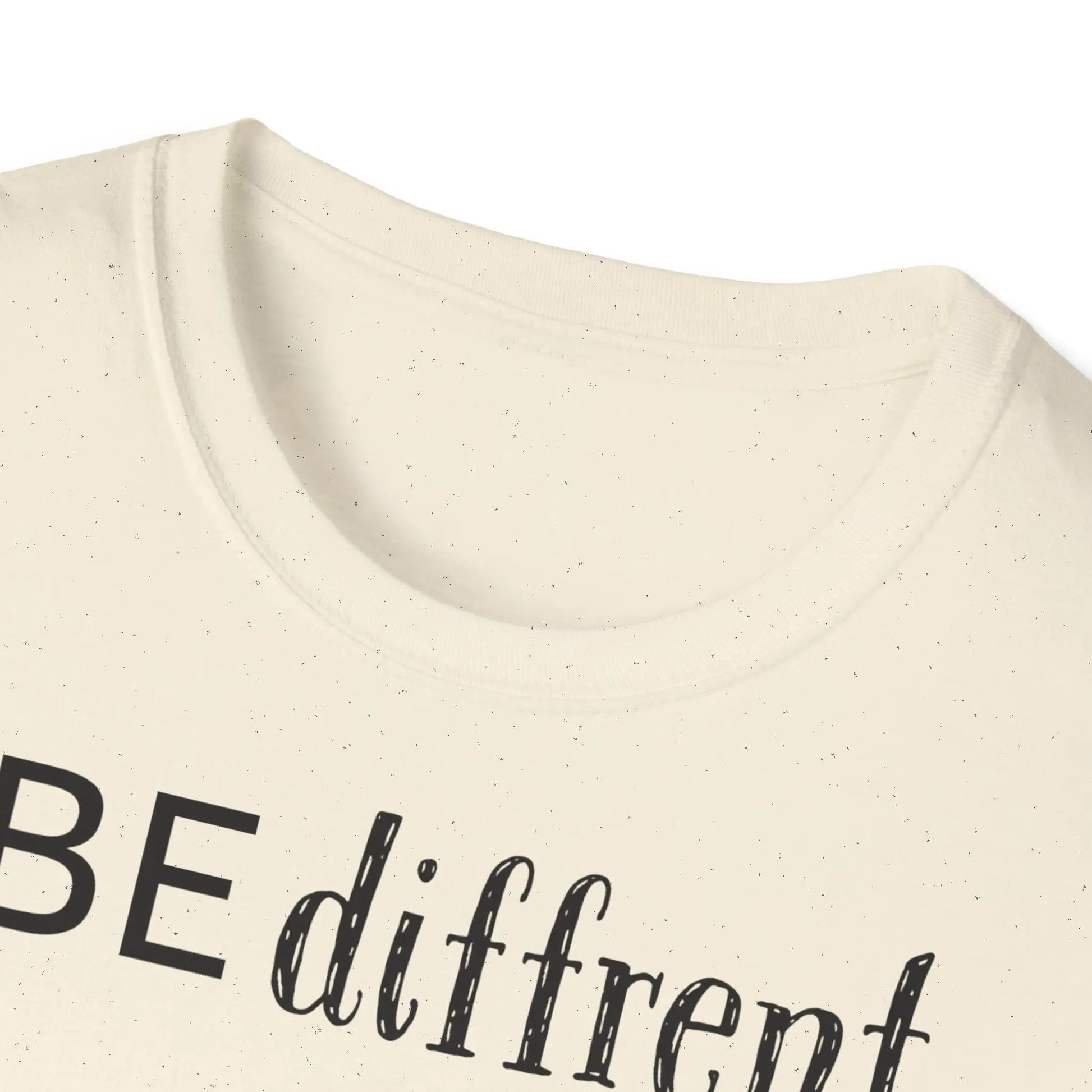 Unisex Softstyle T-Shirt - Be Different Owls - So ist Leben