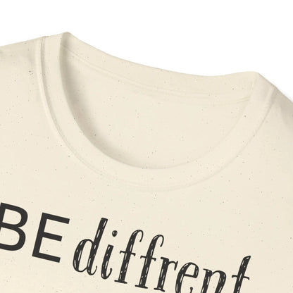 Unisex Softstyle T-Shirt - Be Different Owls - So ist Leben