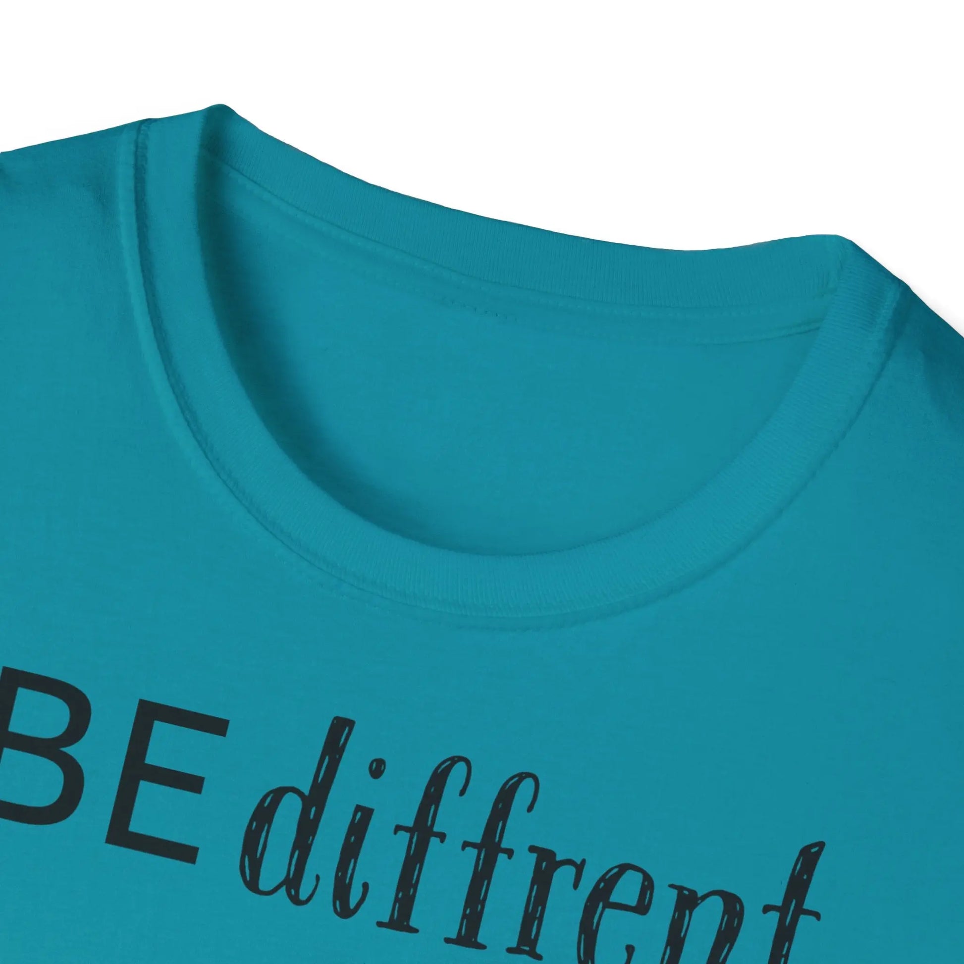 Unisex Softstyle T-Shirt - Be Different Owls - So ist Leben