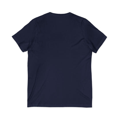 Leadership Heart V-Neck Tee — "Mit Köpfchen für die Kasse. Mit Herz für Führung."