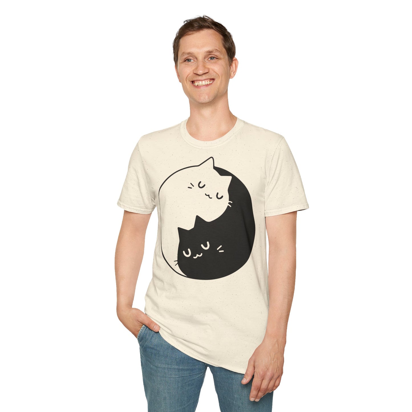 Yin-Yang Katzen Unisex Softstyle T-Shirt: Kuschelig, stilvoll, komfortabel, elegant