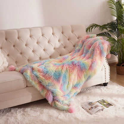 Flauschige Überwurfdecke mit Pompons für dekoratives Sofa - So ist Leben