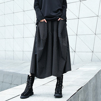 Japanese Yamamoto style black and white striped cropped wide-leg pants women's spring and autumn loose retro drape high waist casual culottes So ist Leben