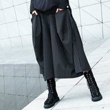 Japanese Yamamoto style black and white striped cropped wide-leg pants women's spring and autumn loose retro drape high waist casual culottes So ist Leben