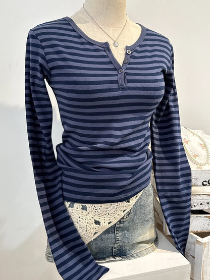 Y2K Langarmshirt Damen – Gestreift & Modern - So ist Leben