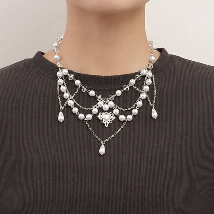 Gothic Cross Anhänger Halskette mit Kette Choker Charm handgemachte heilige Imitation Perle Perlen Halskette 2023 ästhetische Halsketten So ist Leben