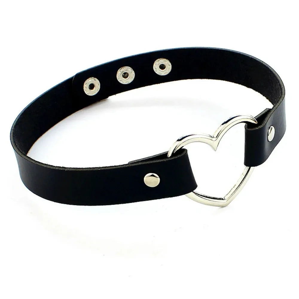 Neue Schwarz Multi Farbe Punk Kragen Halskette Sexy PU Leder Herz Lock Key Spike Halsband für Frauen Gothic Cosplay Partei Schmuck So ist Leben