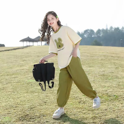 2026 Sommer Kinder-Set Mädchen Trainingsanzug Buchstaben-T-Shirt + Grüne Sport-Hose mit Knöchelbündchen für Kinder und Teenager 5 6 7 8 9 10 11 12 Jahre So ist Leben