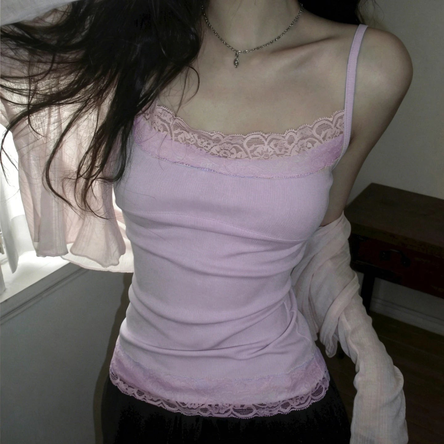 SUCHCUTE Sexy Spitzenbesatz Patchwork Camisole Y2K Ärmellose Spaghetti-Träger Cami Tops Sommer Urlaubskleidung Damen Tank Coquette So ist Leben