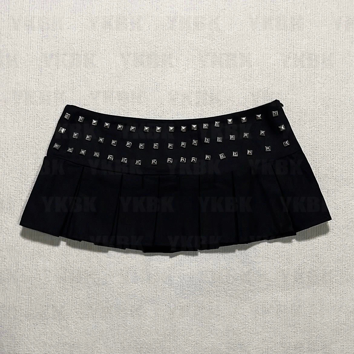 Y2k Kleidung Gothic Punk Damen Kleidung Nieten Mini Rock Harajuku Sexy Ultra Kurze Nieten Faltenrock Hot Girl Kawaii Rock So ist Leben