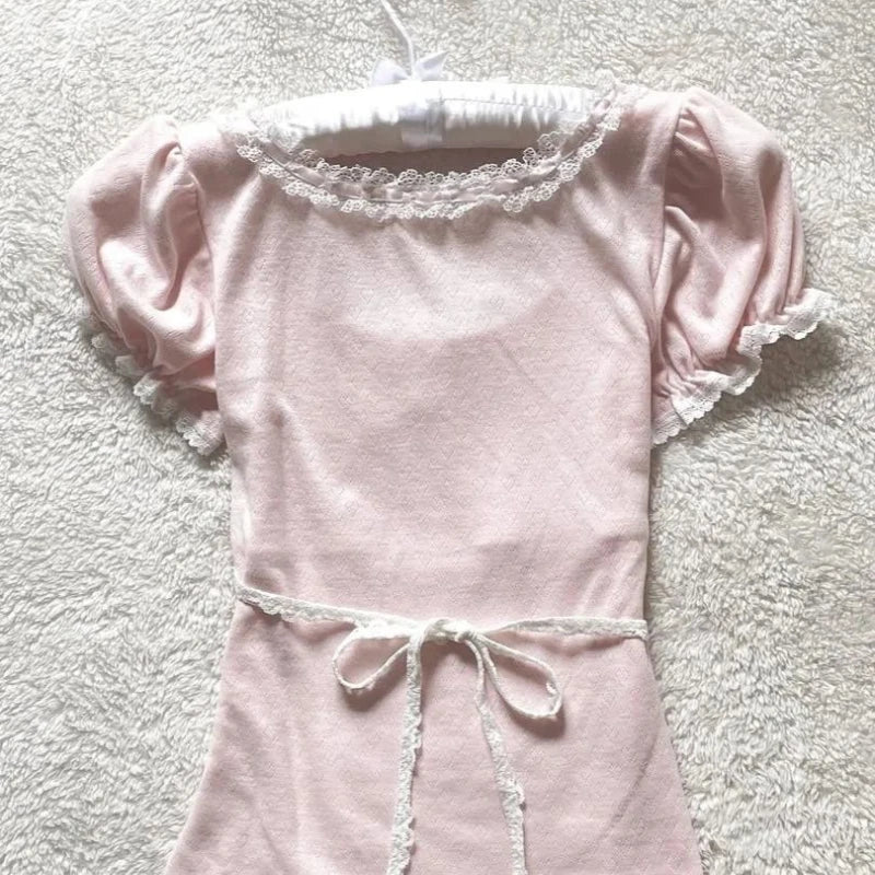 Deeptown Coquette Süße T-shirts Frauen Rosa Kawaii Bogen Elegante Kurzarm T-shirts Koreanische Mode Spitze Patchwork Dünne T-Shirts So ist Leben