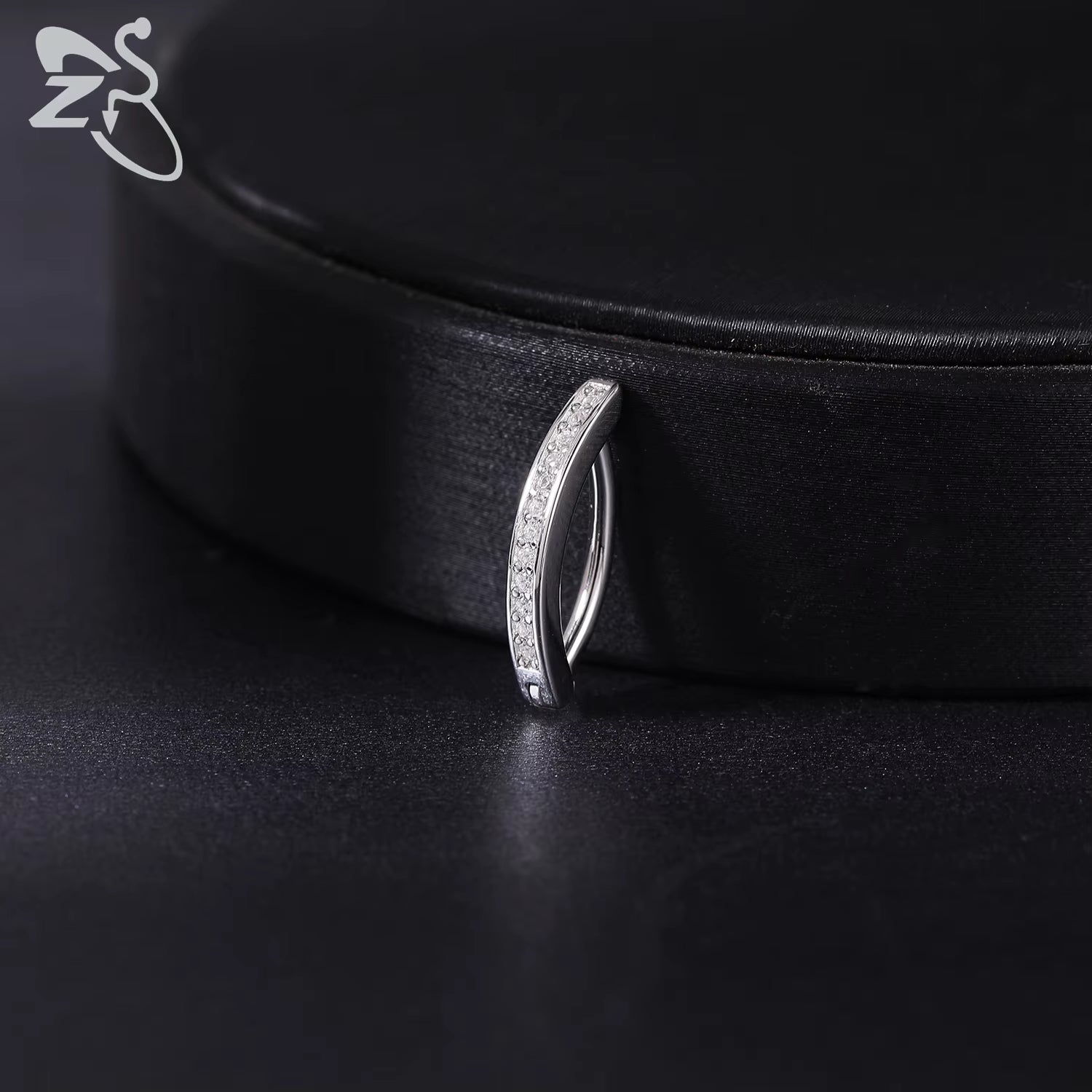Edelstahl‑Clicker mit Zirkon für modernen Bauchnabelschmuck So ist Leben