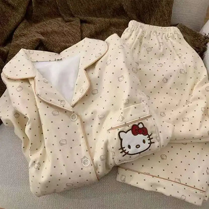 Hello‑Kitty Homewear Set aus weichem Flanell - So ist Leben