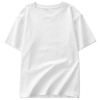 Hello‑Kitty Strickpullover im modernen Anime‑Design
