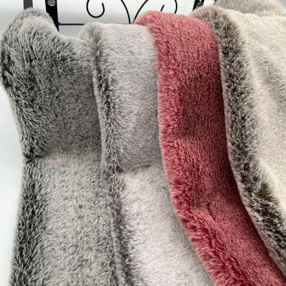 1 cm Haarhöhe Frost auf weißem Gras Weißes spitzes Fell Nachahmung Otter Kaninchenfell Warmer langer Plüschstoff DIY Kleidungsstoff So ist Leben