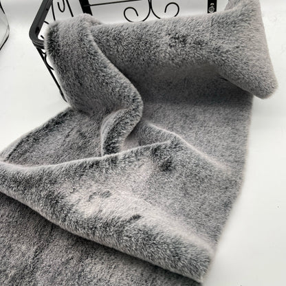 1 cm Haarhöhe Frost auf weißem Gras Weißes spitzes Fell Nachahmung Otter Kaninchenfell Warmer langer Plüschstoff DIY Kleidungsstoff So ist Leben