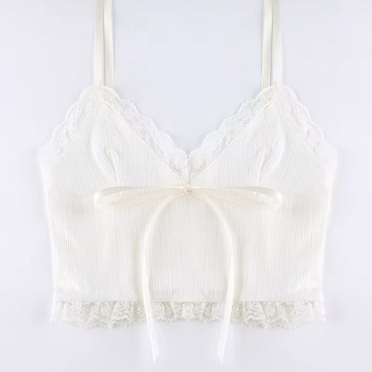 Modernes Strick‑Cami mit klarer Form für Sommerlooks So ist Leben