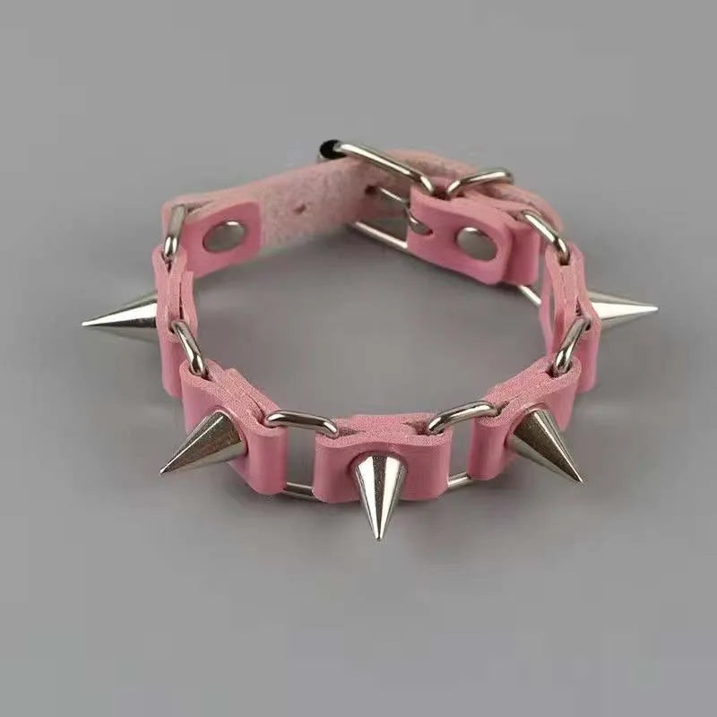 Punk Niet Leder Armbänder für Frauen Männer Hip Hop Rock Schwarz Pu Leder Hohl Einstellbare Armbänder Y2K Schmuck Zubehör So ist Leben