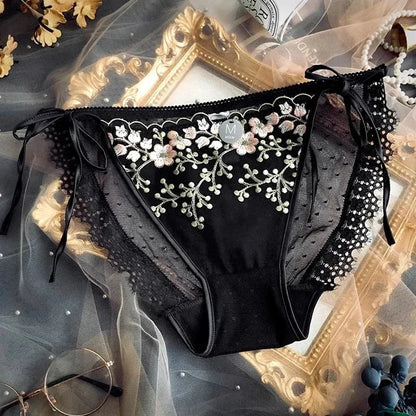 Damen Slip mit Spitze und modernem Blumenmuster - So ist Leben