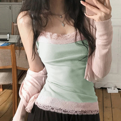 SUCHCUTE Sexy Spitzenbesatz Patchwork Camisole Y2K Ärmellose Spaghetti-Träger Cami Tops Sommer Urlaubskleidung Damen Tank Coquette So ist Leben