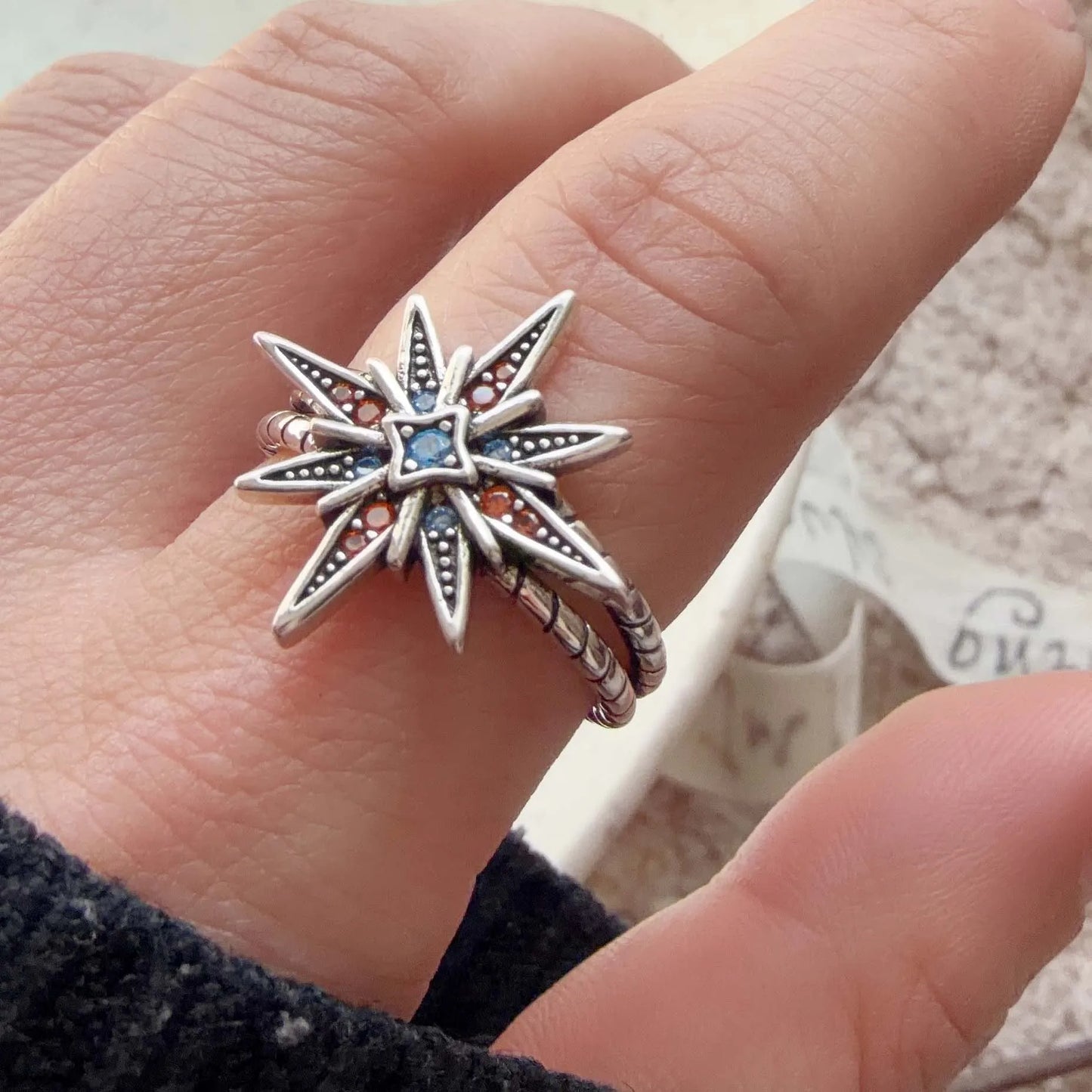 Ringe aus 925er-Sterlingsilber für Damen, Paare, minimalistisch, handgefertigt, Retro-Zirkon-Sternring, edler Schmuck, Geschenk, verhindert Allergien So ist Leben