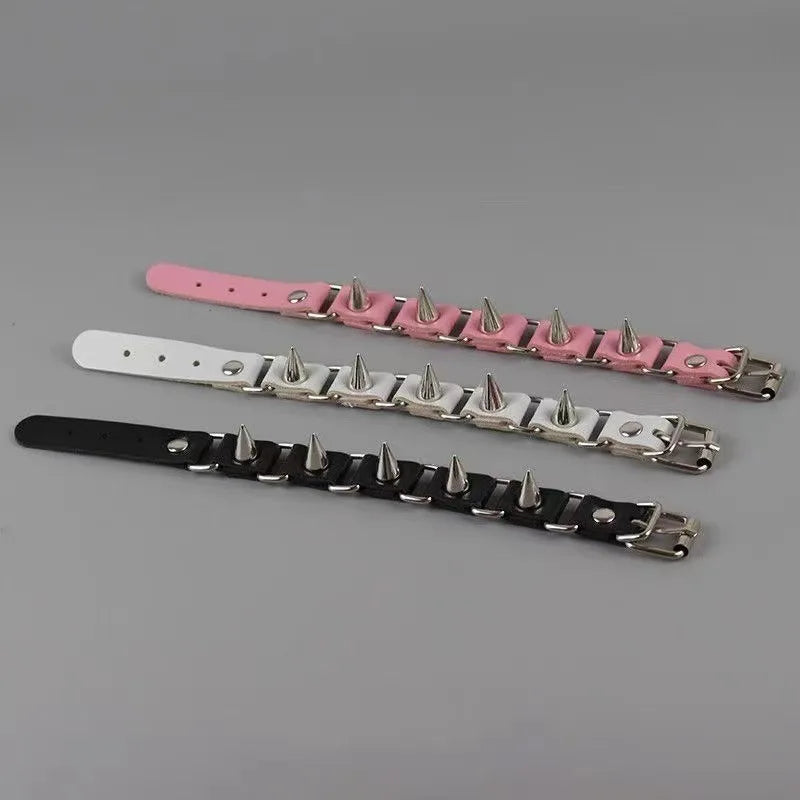 Punk Niet Leder Armbänder für Frauen Männer Hip Hop Rock Schwarz Pu Leder Hohl Einstellbare Armbänder Y2K Schmuck Zubehör So ist Leben