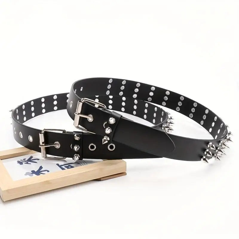 Neuer Stil Nieten-Schwarz-Punk-Stil-Gürtel mit Nadelschnalle, vielseitig und hochwertig für Frauen, Y2k-Gürtel, Denim-Gürtel für Männer und Frauen So ist Leben