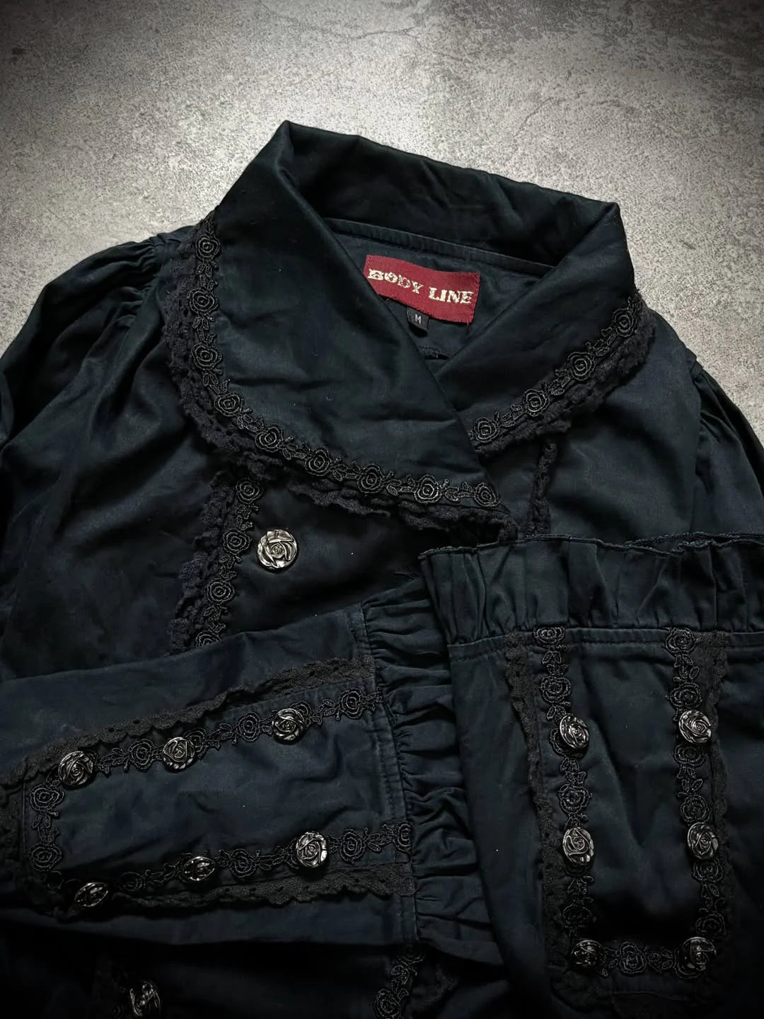 Y2k Amerikanische Schwarze Gothic Retro Knopfjacke mit Hohem Kragen, Schlanke Damenjacke für Frühling und Herbst, Dünne Hot-Girl-Jacke mit Manschetten, Lässige Motorradjacke So ist Leben