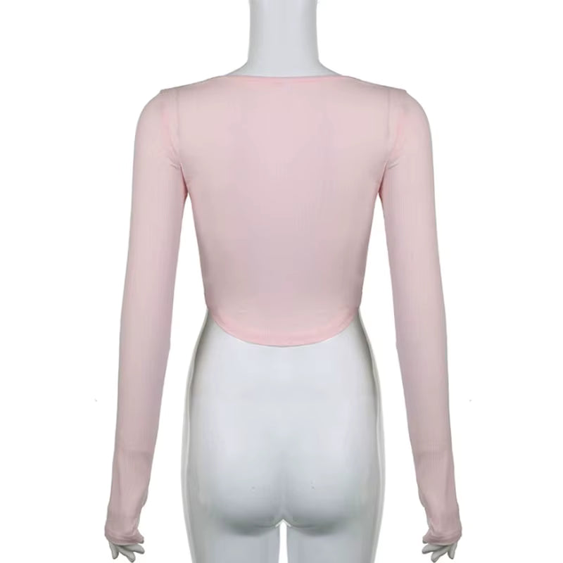 Modernes Schleifen‑Top für kreative High‑Street‑Looks So ist Leben