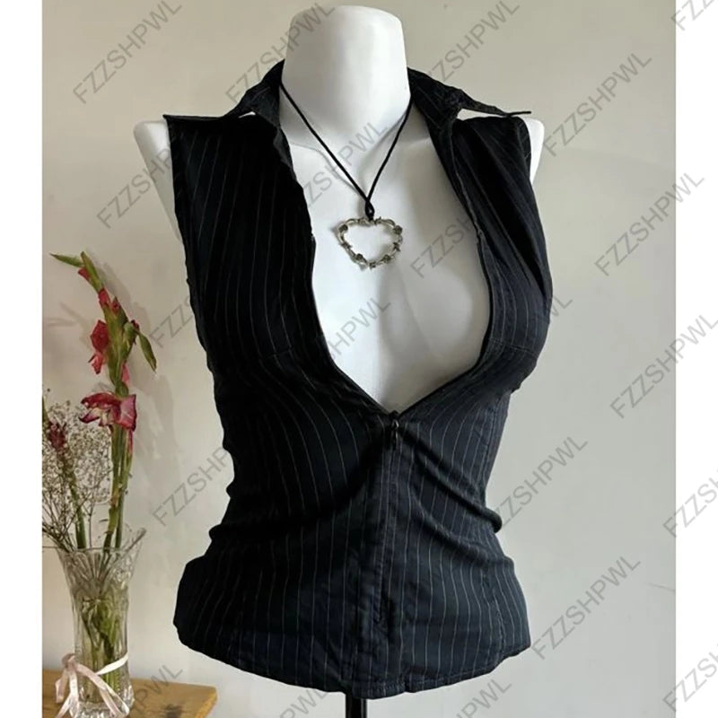 Y2K Crop Top, moderne Form, klare Struktur, Streetwear‑Design